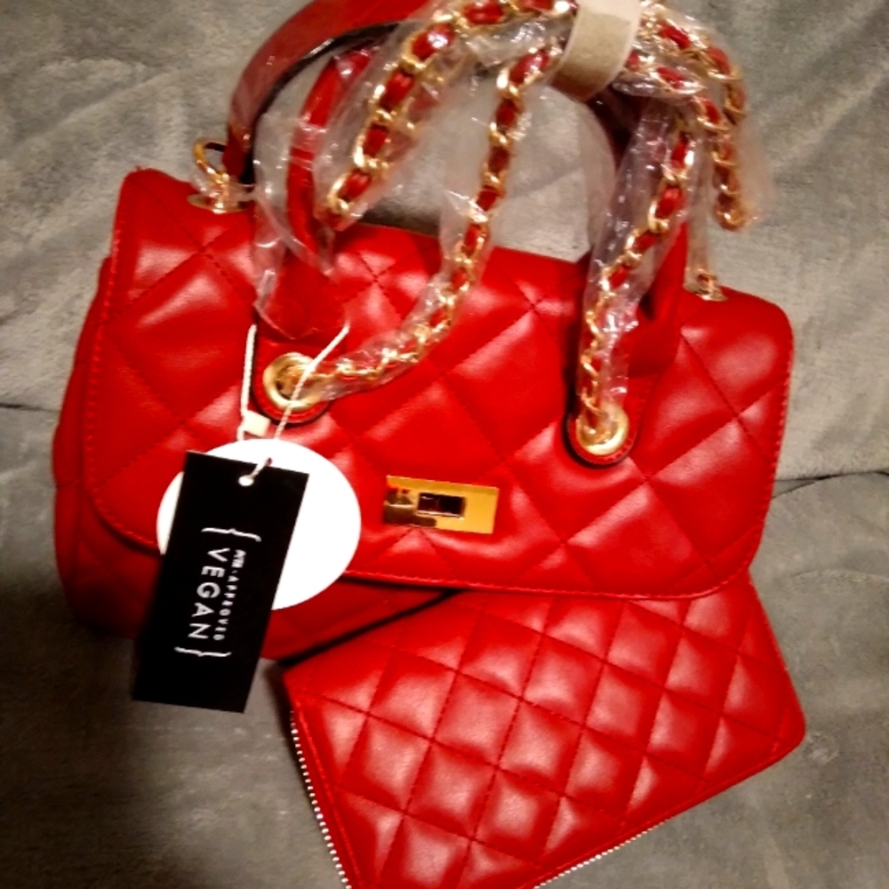 Cross body pirse